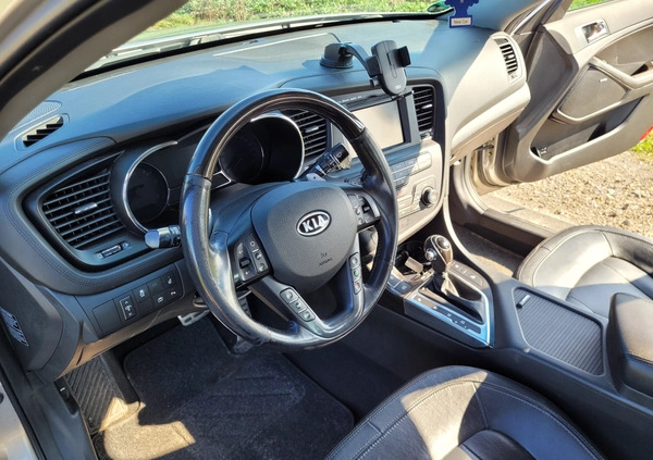 Kia Optima cena 37500 przebieg: 256000, rok produkcji 2012 z Wołczyn małe 92